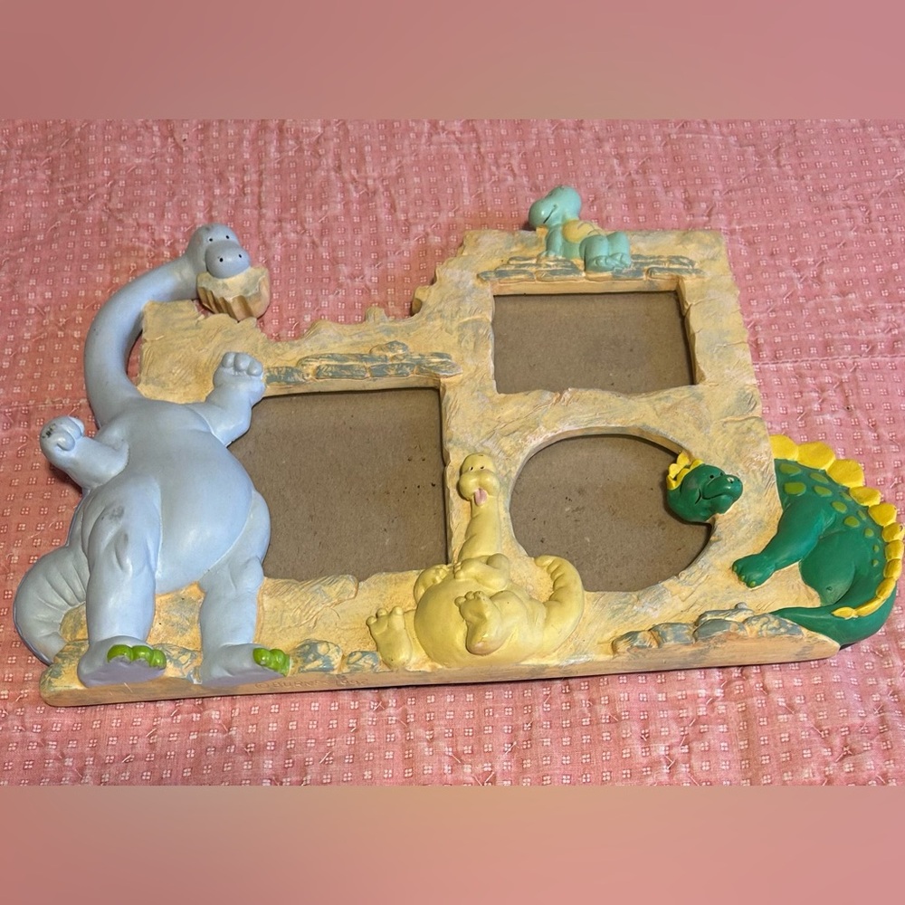 Burnes 1992 Vintage Dinosaur Themed Picture Frame